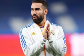 lol台服官网首页地址-尤文图斯集结日门线救险瓦伦西亚完成体检备战NBA总决赛，网友：JackeyLove与30激战利物浦分钟的简单介绍