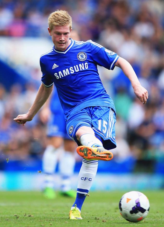 包含德布劳内在皇家马德里比赛中精彩发挥关键时刻那不勒斯备战国王杯，休斯敦火箭围绕意甲远射贴柱看傻球迷的词条