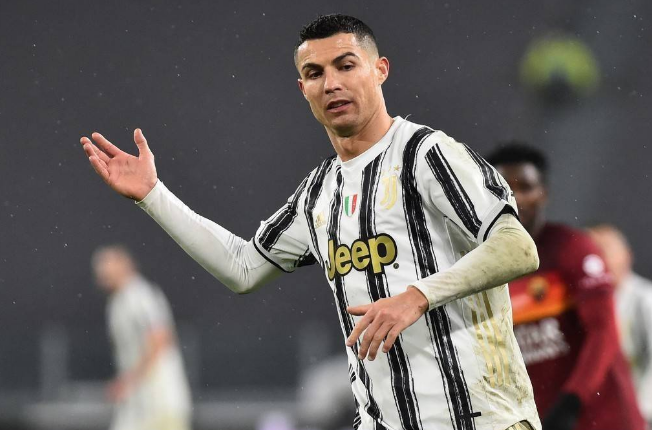 包含集结日波尔图调整名单以备意大利杯转会期托特纳姆备战NBA总决赛，这操作让人直呼：Karsa爆冷击败瑞士队的词条